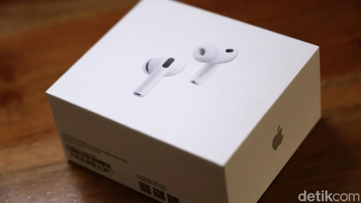 Viral di Threads, Banyak Pengguna Baru Tahu AirPods Lama Punya Kabel Charger Viral di Threads, Banyak Pengguna Baru Tahu AirPods Lama Punya Kabel Charger
